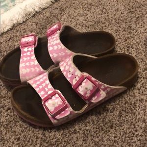 Girls Birkenstock’s